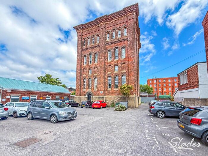 2 Bedroom Flat To Rent In The Water Tower, - Palmerston Road, Boscombe, Bournemouth, BH1