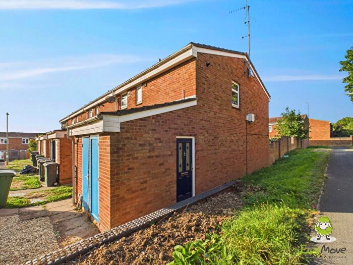 1 Bedroom Maisonette To Rent In Rubens Close, Basingstoke, Hampshire, RG21