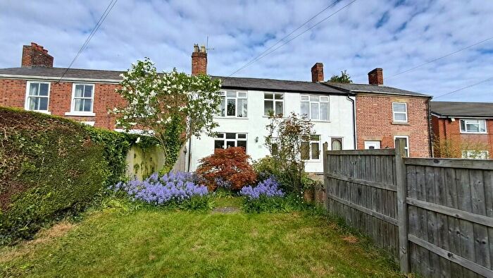 2 Bedroom Terraced House To Rent In Queens Square, Rhosymedre, LL14