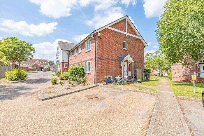 1 Bedroom Flat For Sale In Miles Court, Wingham, Canterbury, Kent, CT3