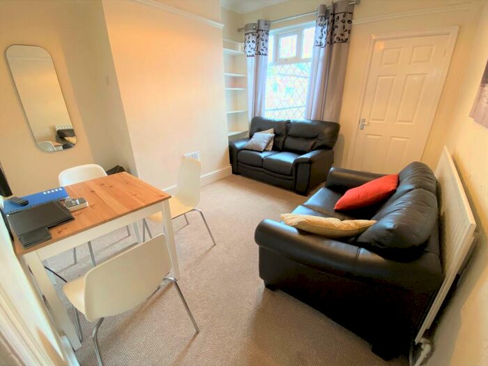 3 Bedroom Terraced House To Rent In Abbey Street, Newcastle-under-Lyme, ST5