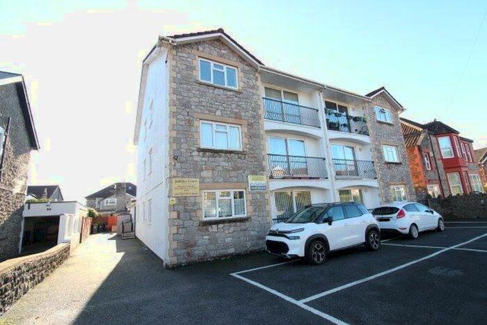 1 Bedroom Flat To Rent In Baker Street, Weston-Super-Mare, BS23