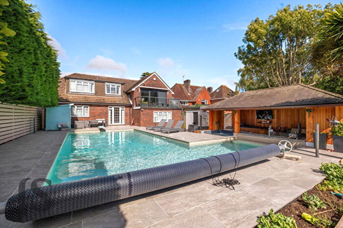 6 Bedroom Detached House For Sale In Mill Lane, High Salvington, Worthing, BN13