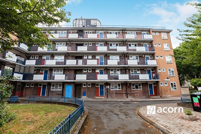 2 Bedroom Flat To Rent In Orb Street Walworth, SE17