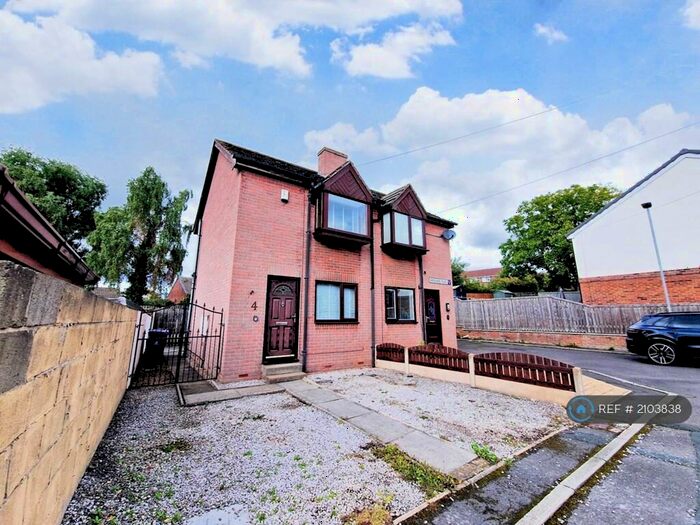 2 Bedroom Semi-Detached House To Rent In Greenside Place, Mapplewell, Barnsley, S75