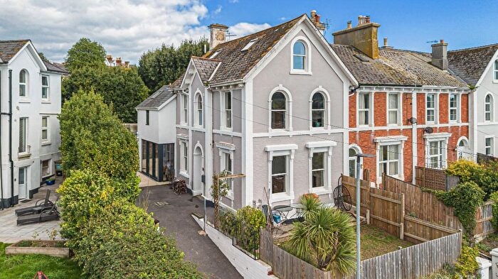 5 Bedroom End Of Terrace House For Sale In Coombe Vale Road, Teignmouth, TQ14