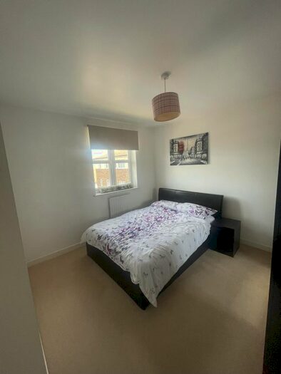1 Bedroom Flat To Rent In Gareth Drive, London, N9