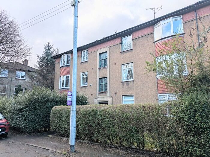 3 Bedroom Flat To Rent In Ripon Drive, Kelvindale, Glasgow, G12