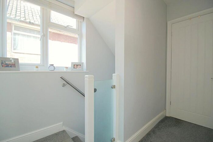 3 Bedroom End Of Terrace House For Sale In Harley Walk, Bramley, LS13