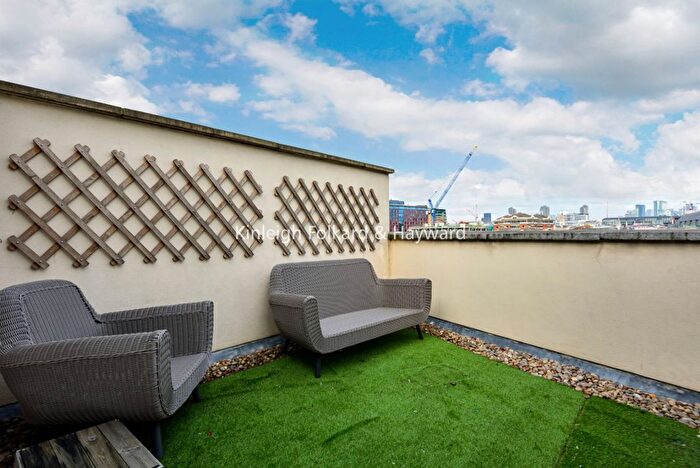 1 Bedroom Flat To Rent In Southwark Street, London, SE1