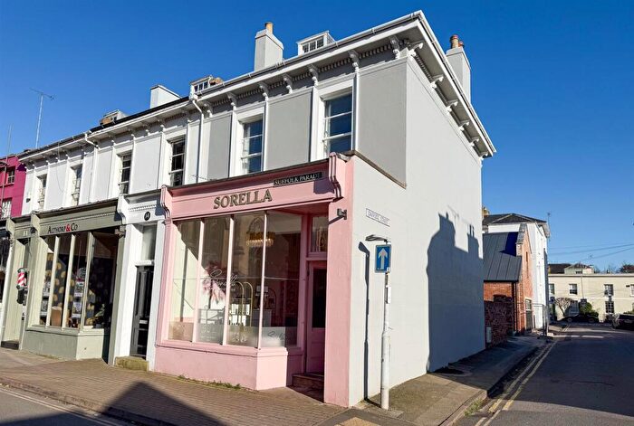 2 Bedroom Flat To Rent In Suffolk Parade, Cheltenham, GL50