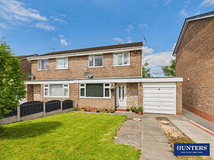 3 Bedroom Semi-Detached House For Sale In Carvoran Way, Carlisle, CA2