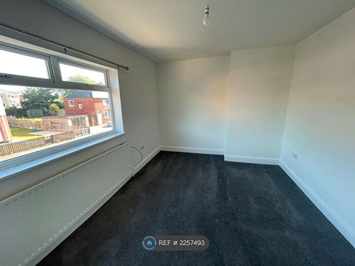 3 Bedroom Semi-Detached House To Rent In Addison Road, Mexbrough, S64