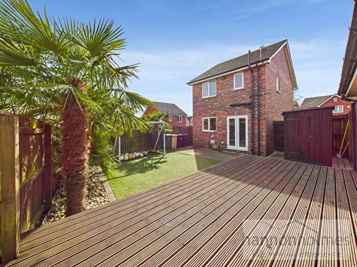 3 Bedroom Detached House For Sale In Redwood Close, Bolton, BL3