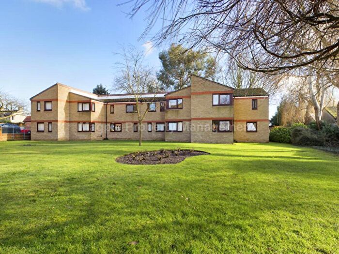 1 Bedroom Apartment To Rent In Beaulands Close, Off De Freville Avenue, CB4