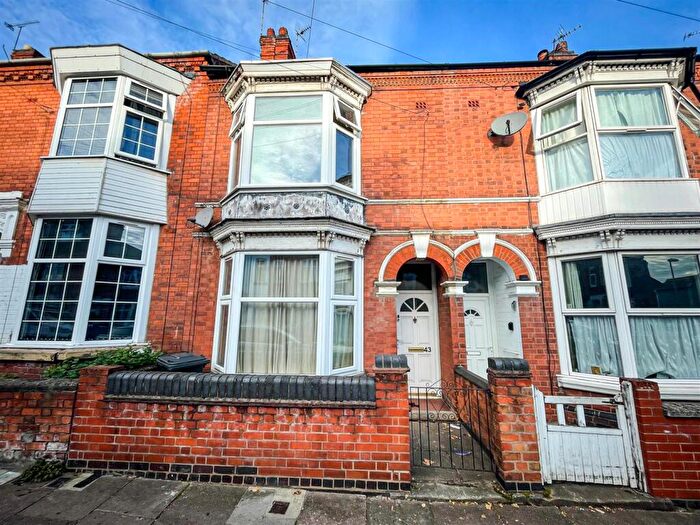 3 Bedroom Terraced House For Sale In Wilberforce Road, Leicester, LE3