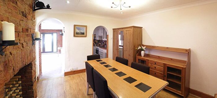 4 Bedroom Semi-Detached House To Rent In Burpham Lane, Guildford, GU4