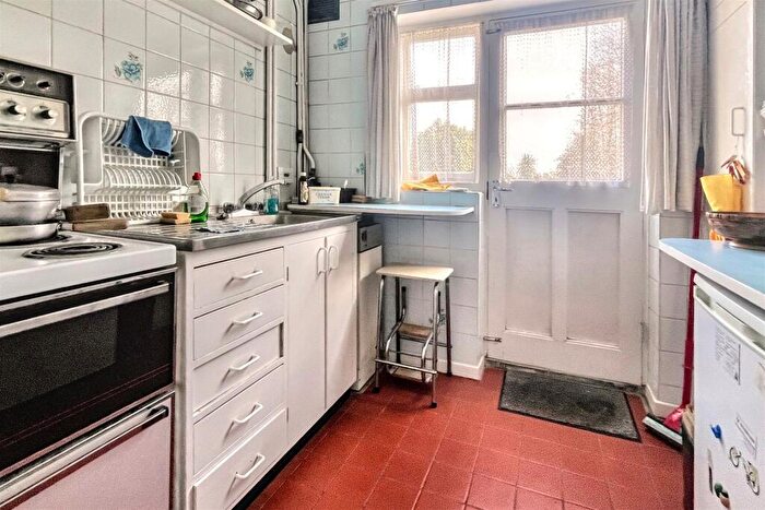 3 Bedroom End Of Terrace House For Sale In Highfield, SO17