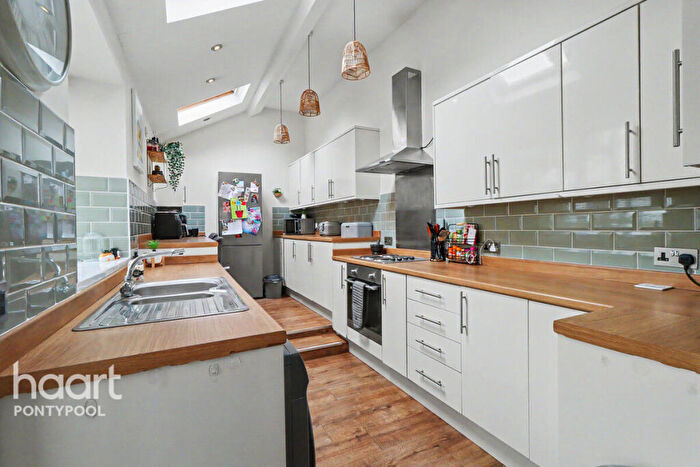 2 Bedroom Terraced House For Sale In Cwmavon Road, Pontypool, NP4