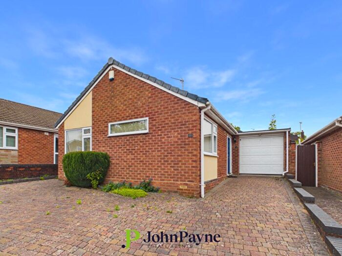 2 Bedroom Bungalow For Sale In Wade Avenue, Styvechale Grange, Coventry, CV3