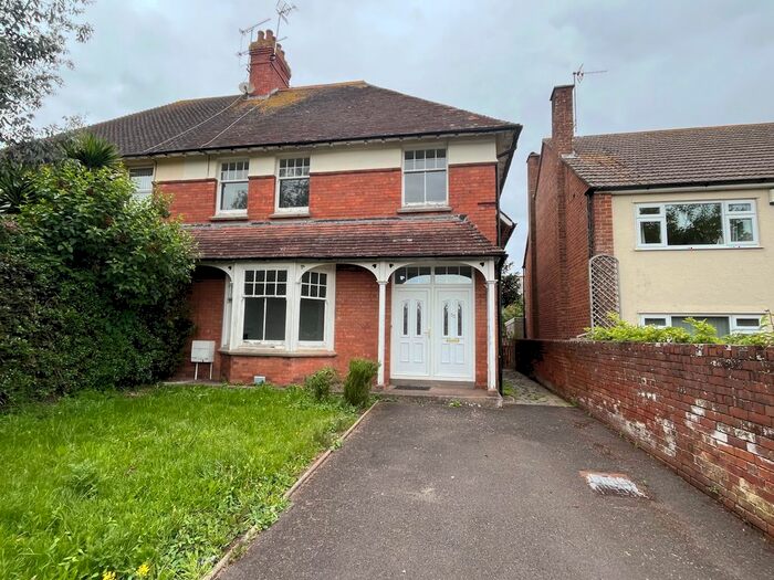 3 Bedroom Semi-Detached House To Rent In Irnham Road, Minehead, TA24