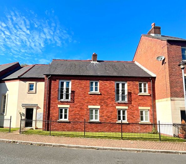 2 Bedroom Flat For Sale In Danvers Way, Fulwood, PR2