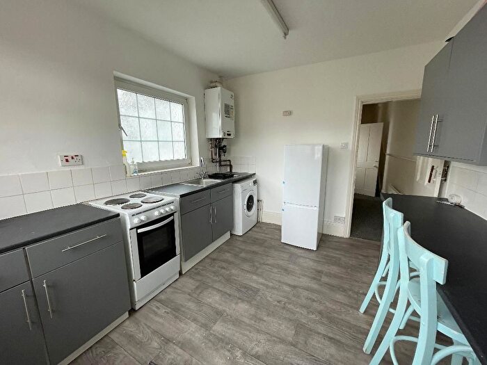 3 Bedroom Property To Rent In Park Grove, Hull, HU5
