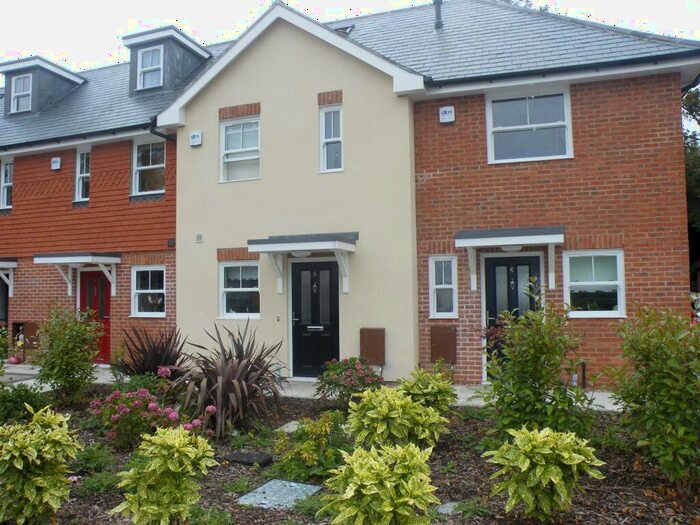 3 Bedroom House To Rent In Queens Road, Farnborough, GU14