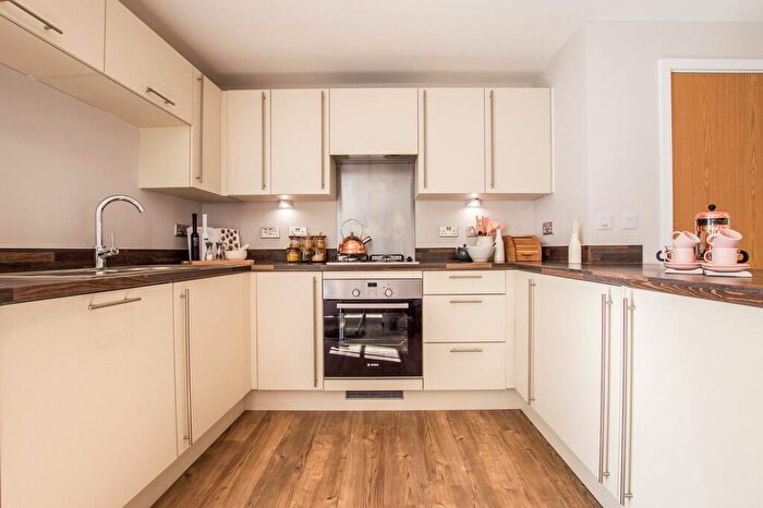 1 Bedroom Apartment To Rent In Prince Regent Mews, Cheltenham, GL52