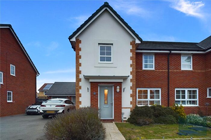 4 Bedroom House To Rent In Macdonald Close, Melksham, SN12