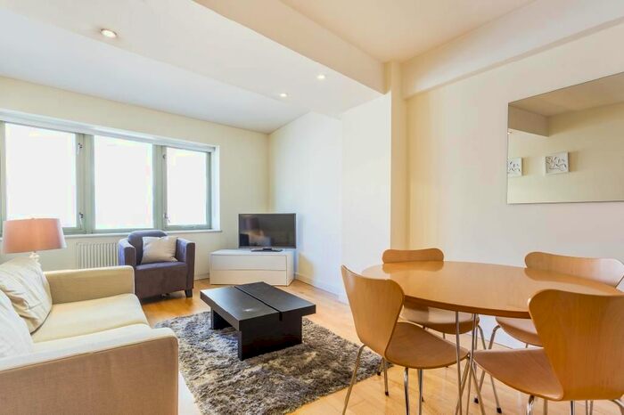 1 Bedroom Flat To Rent In Mortimer Street, London, W1T