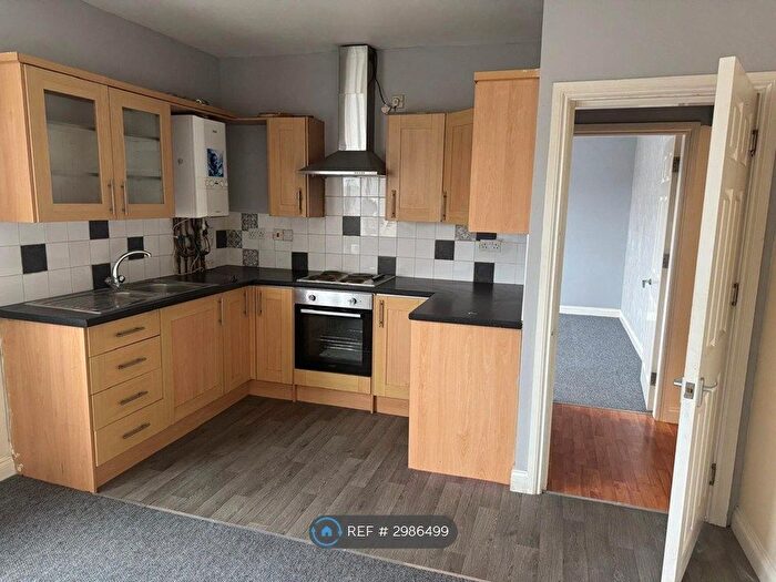 1 Bedroom Flat To Rent In Bar Street, Scarborough, YO11