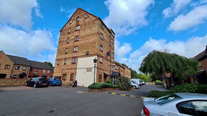 2 Bedroom Flat To Rent In Great Whyte, Ramsey, PE26