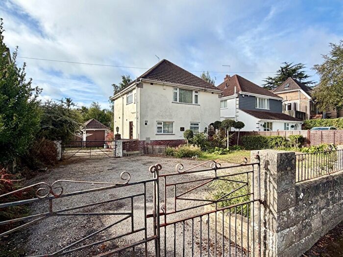 3 Bedroom Detached House For Sale In Charmouth Grove, Ashley Cross, BH14