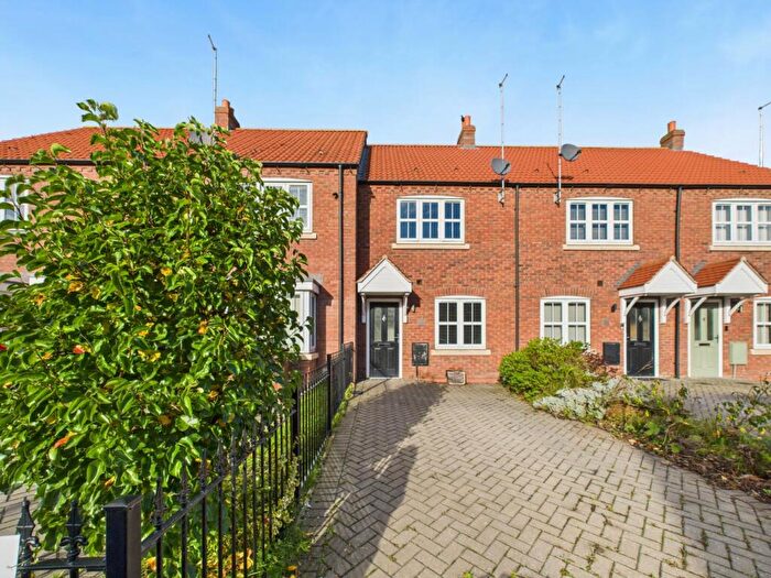 2 Bedroom Terraced House For Sale In Crane Road, Kingswood, Hull, East Riding Of Yorkshire, HU7