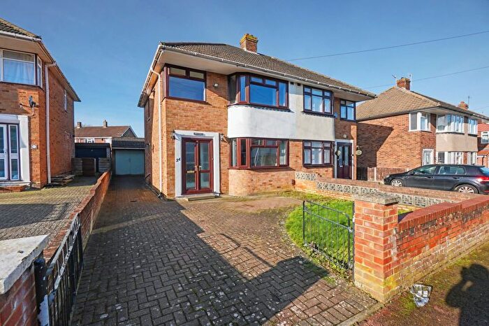 3 Bedroom Semi Detached House To Rent In Berkeley Close, Rochester, ME1