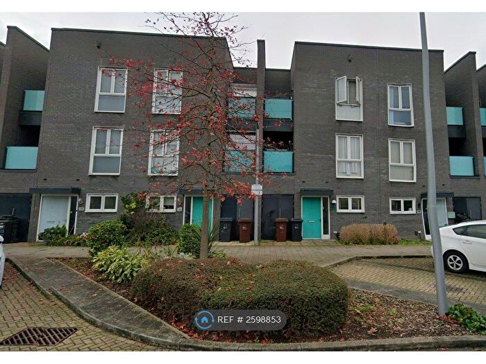 4 Bedroom Terraced House To Rent In Minter Road, Barking, IG11