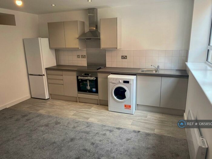 1 Bedroom Flat To Rent In Church Street, Mansfield, NG18