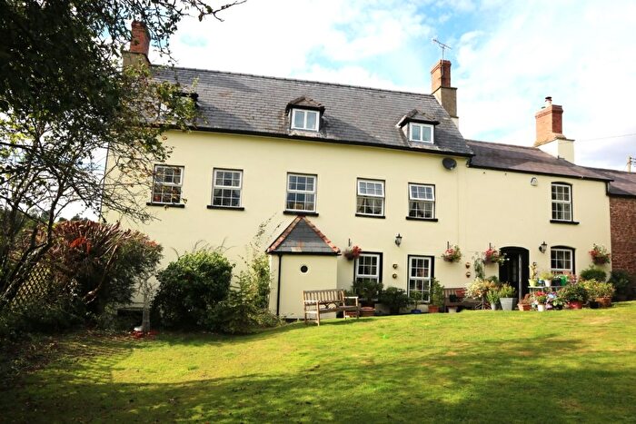 6 Bedroom Farmhouse For Sale In Marstow, Ross-On-Wye, HR9