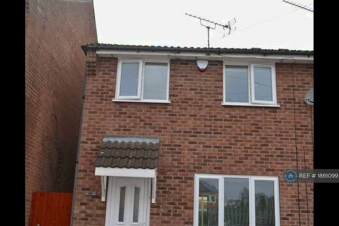 3 Bedroom End Of Terrace House To Rent In Belvoir Street, Hucknall, Nottingham, NG15