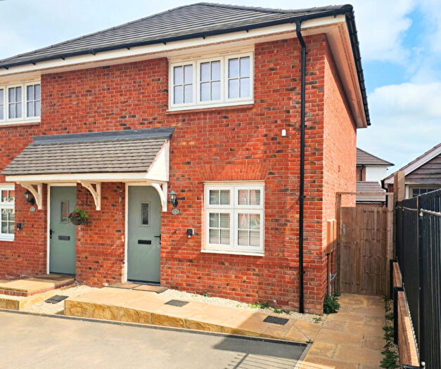 2 Bedroom Semi Detached House For Sale In Perrywood Way, Warwick, CV34