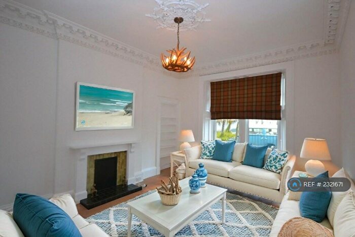 2 Bedroom Flat To Rent In Melville Terrace, Edinburgh, EH9