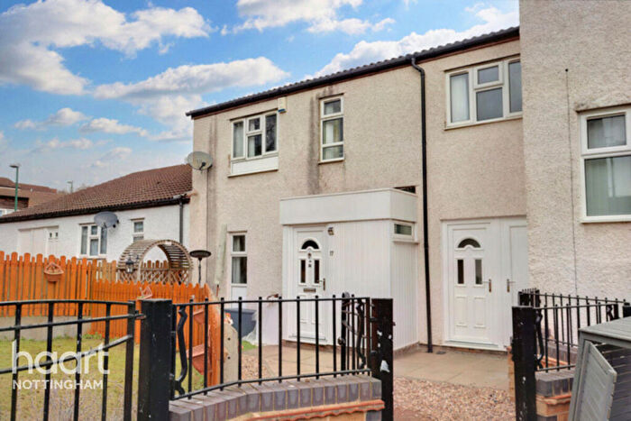 3 Bedroom Terraced House For Sale In Harlaxton Walk, St Anns, NG3