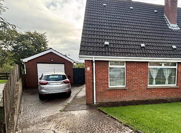 3 Bedroom Semi-Detached Chalet Bungalows For Sale In Glenmore Park, Londonderry, BT47