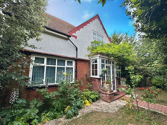 3 Bedroom Detached House To Rent In Ramsgate Road, Margate, CT9