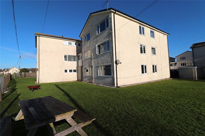 3 Bedroom Maisonette For Sale In Trevorder Rd, Torpoint, Cornwall, PL11