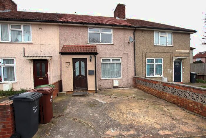 3 Bedroom Terraced House To Rent In Fanshawe Crescent, Dagenham, Essex, RM9
