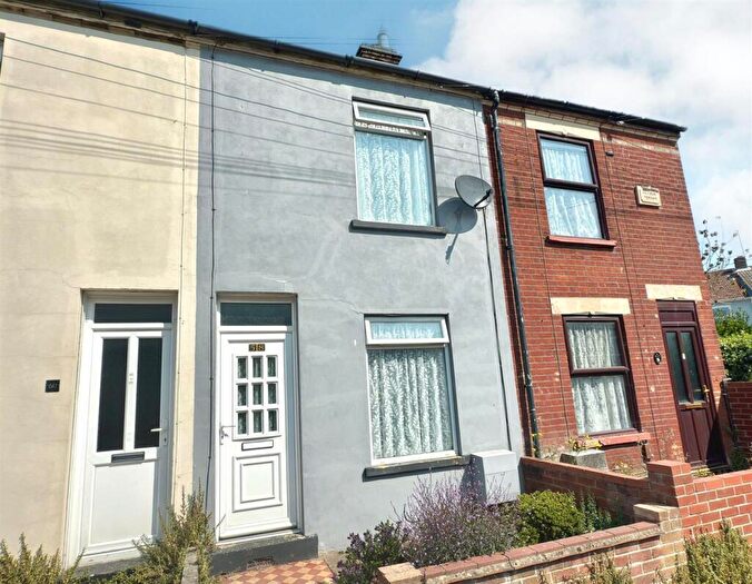 3 Bedroom Terraced House For Sale In Crown Street West, Lowestoft, Suffolk, NR32