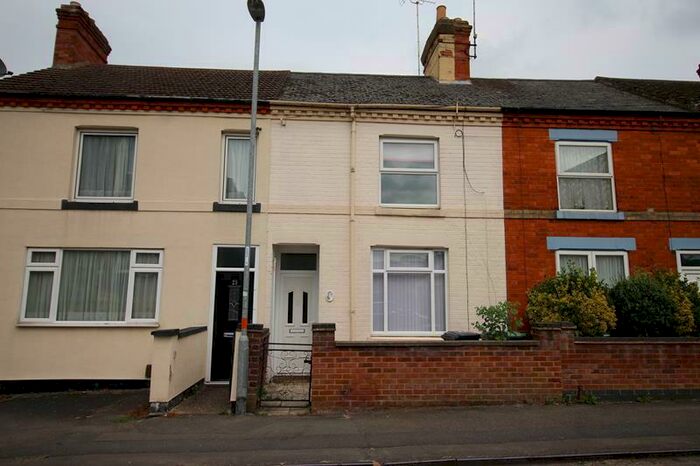 2 Bedroom Terraced House To Rent In Cromwell Road, Rushden, NN10