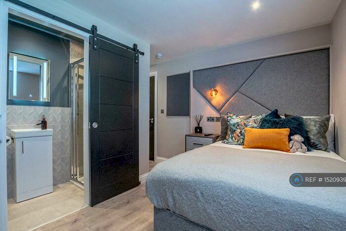 6 Bedroom Terraced House To Rent In Cranborne Road - Pppw, Liverpool, L15